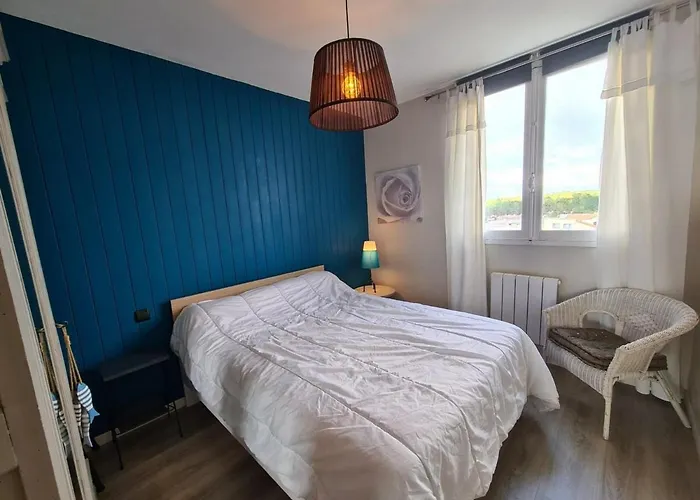 Moderne 3 Pieces, 6 Couchages, Parking, Proche - Fr-1-224c-648 아파트